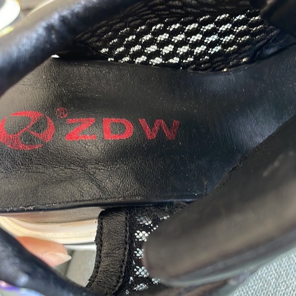 ZDW Platform Sandals - Picture 15 of 16